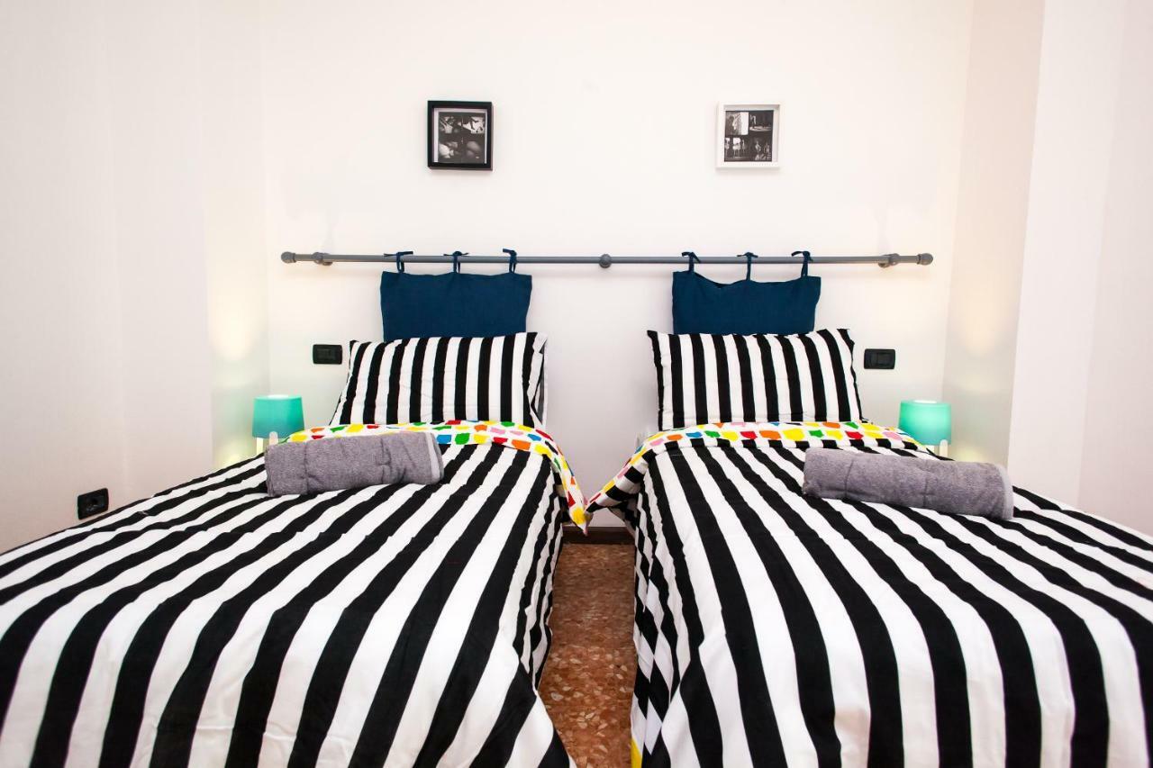 Casa Liberta - Downtown Modern Apartment With Airconditioning ซานเรโม ภายนอก รูปภาพ