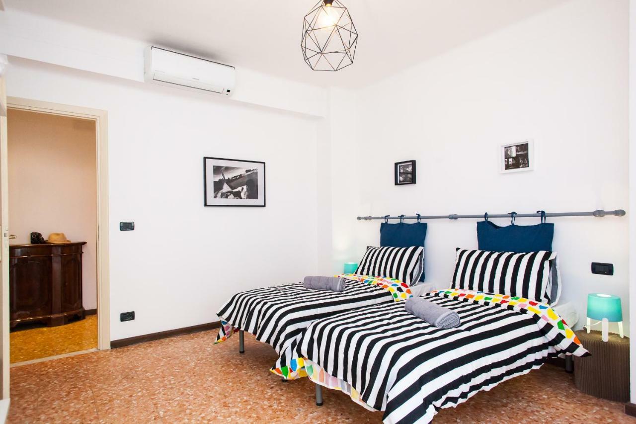 Casa Liberta - Downtown Modern Apartment With Airconditioning ซานเรโม ภายนอก รูปภาพ