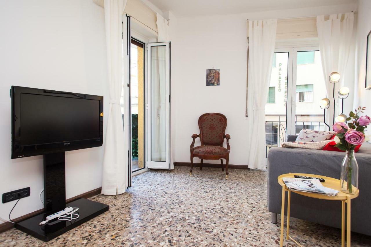 Casa Liberta - Downtown Modern Apartment With Airconditioning ซานเรโม ภายนอก รูปภาพ