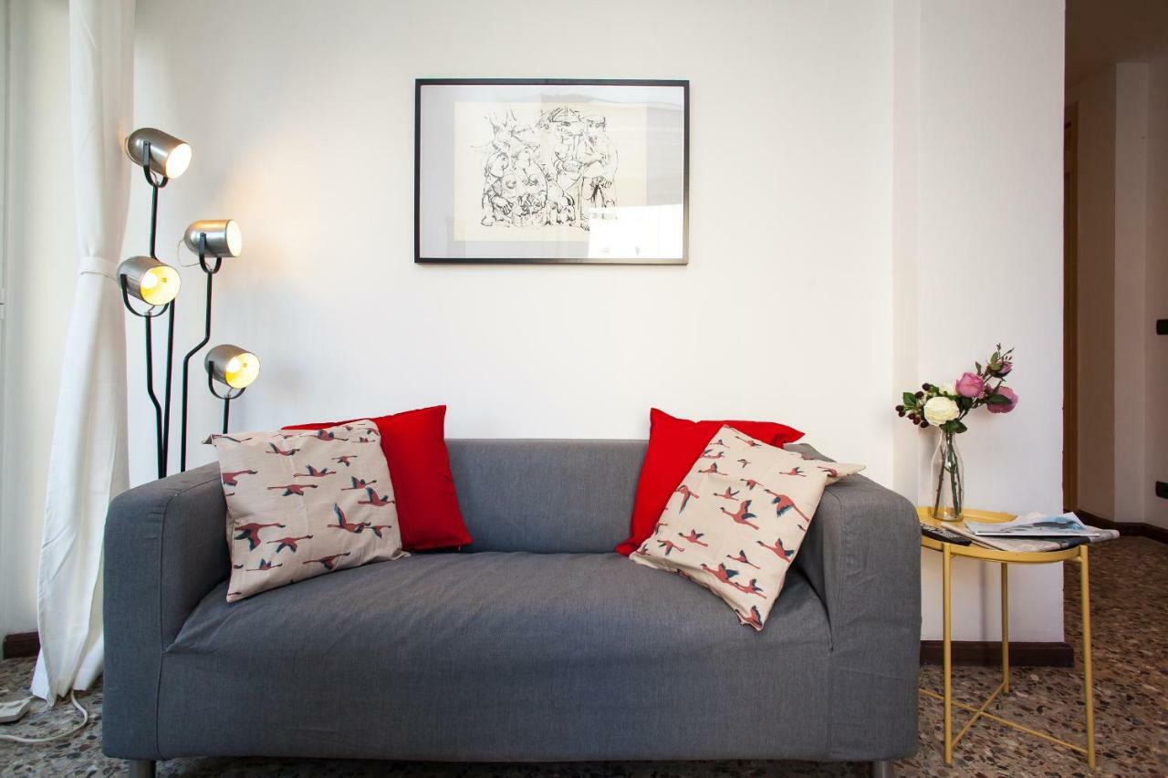 Casa Liberta - Downtown Modern Apartment With Airconditioning ซานเรโม ภายนอก รูปภาพ